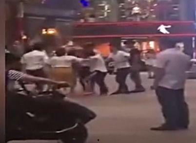 小伙爆料发廊事件视频在线观看,小伙爆料视频引发网友热议 第2张 小伙爆料发廊事件视频在线观看,小伙爆料视频引发网友热议 第2张